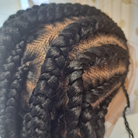 Braided wig - Picture 6 of 8